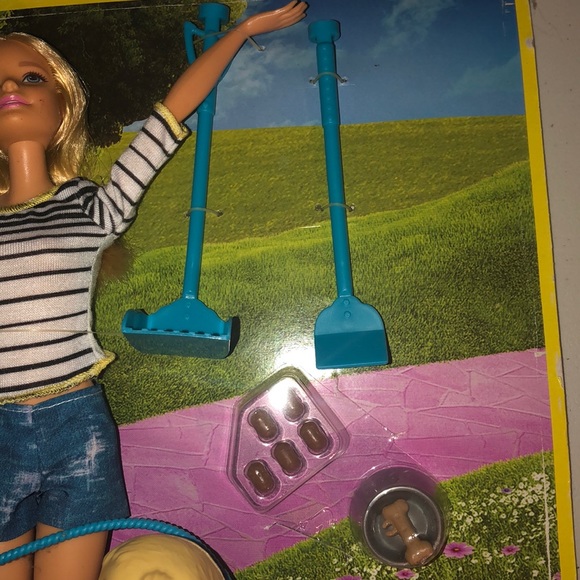Barbie dog walk potty puppy w/ accessories - Picture 3 of 8